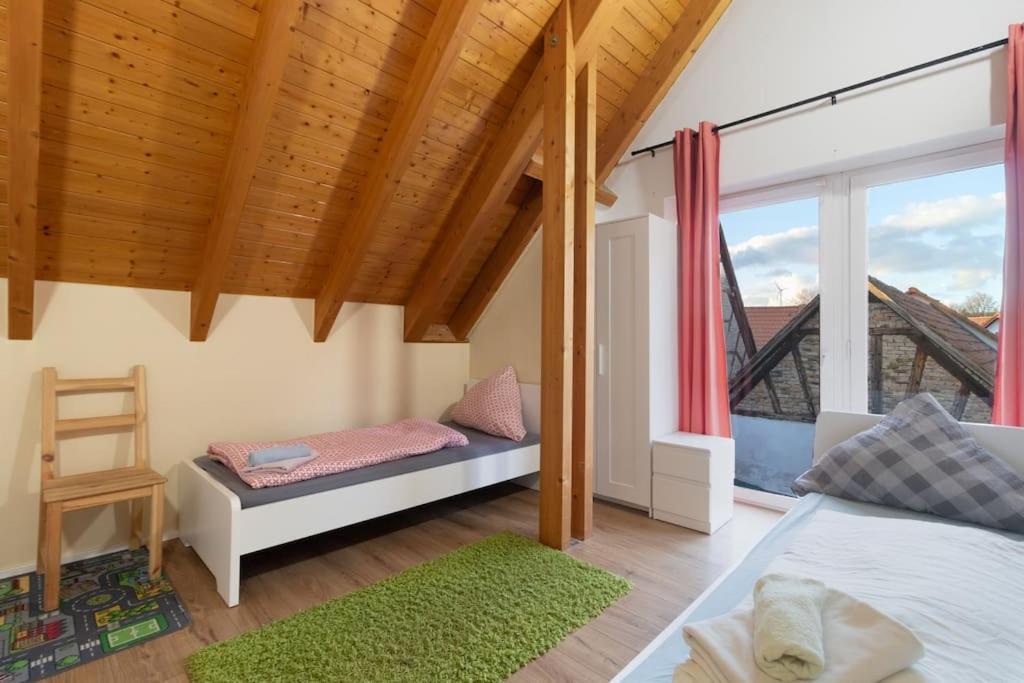 Maisonette-Wohnung Mit 5 Schlafzimmern Wörrstadt Zewnętrze zdjęcie
